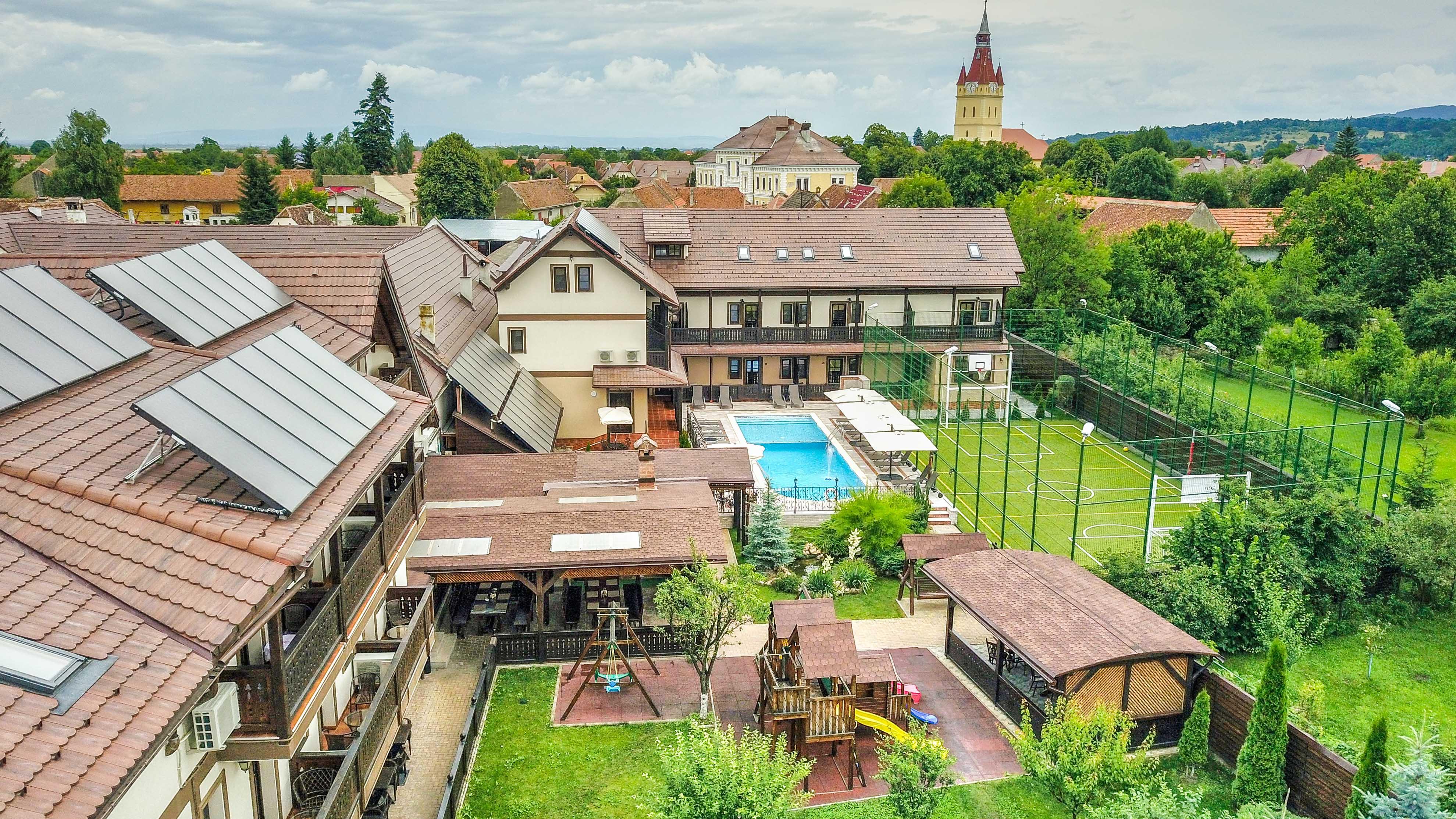 Отель Conacul Ambient Кристьян Экстерьер фото